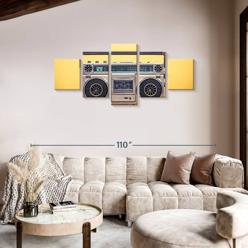 Boombox, H 36 po x l 80 po