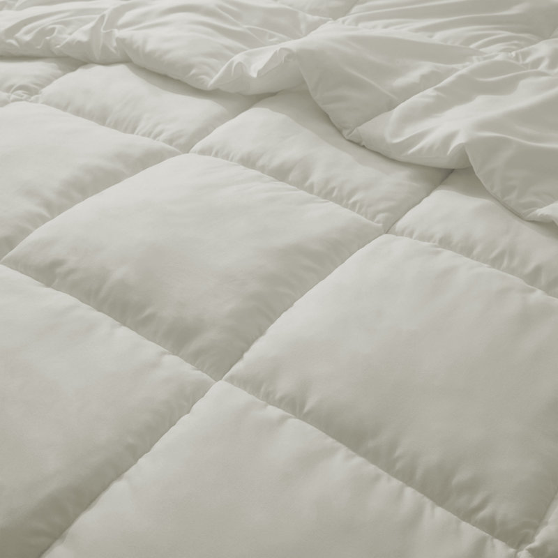 Cream King Down Alternative Microfiber Comforter