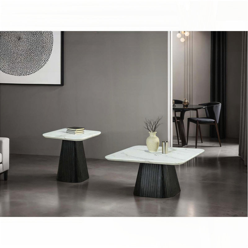 Table de bout en faux marbre avec bords arrondis doux et finition noire