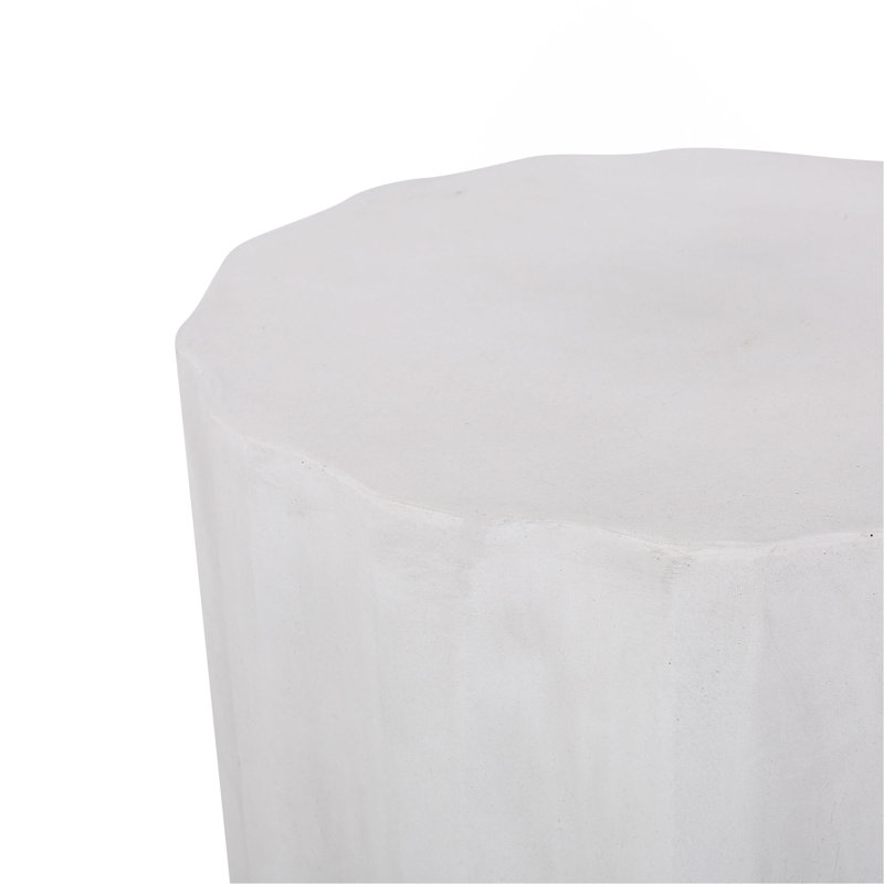 Table d'appoint d'extérieur en béton léger