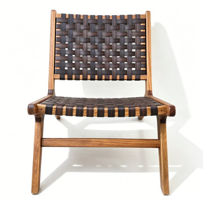 Chaise d'appoint moderne tissée Tierre, structure en bois massif, aucun assemblage requis