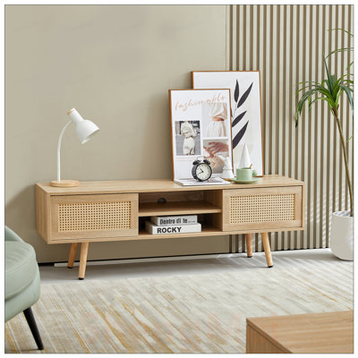 Meuble télé 55,25 po en rotin avec portes coulissantes doubles, tablette réglable et pieds en bois massif pour le salon