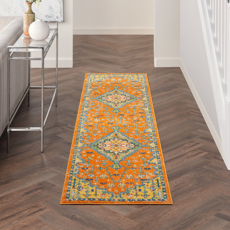 Mihhail Oriental Indoor Rug, Runner 2'3" x 7'6"