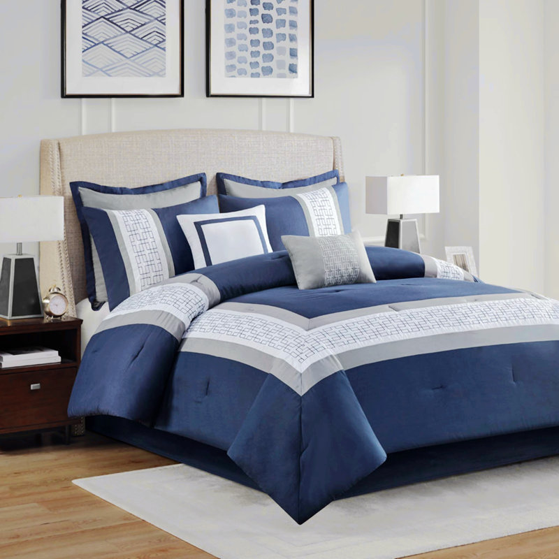Polyester Comforter, California King Comforter + 4 Pillowcases, Navy Geometric Shapes