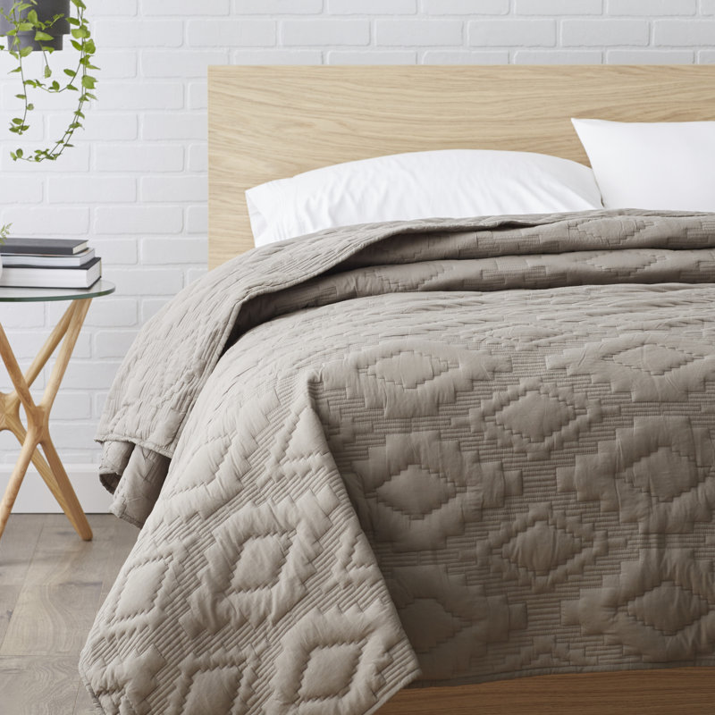 Tapper Modern & Contemporary Cotton Quilt, Twin Quilt