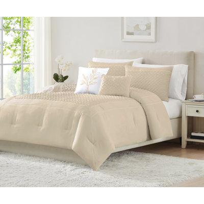 Luna Hotel Style Comforter Set