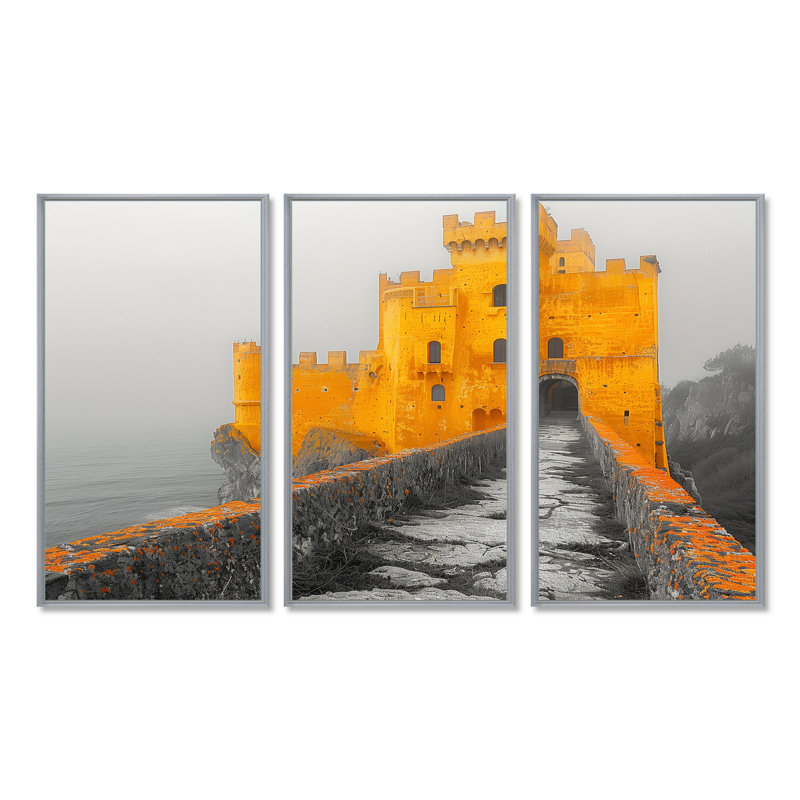 Salerno - ensemble de reproductions d'art mural Fortress, Toile argentée avec cadre flottant, H 40 po x l 60 po x P 1 po
