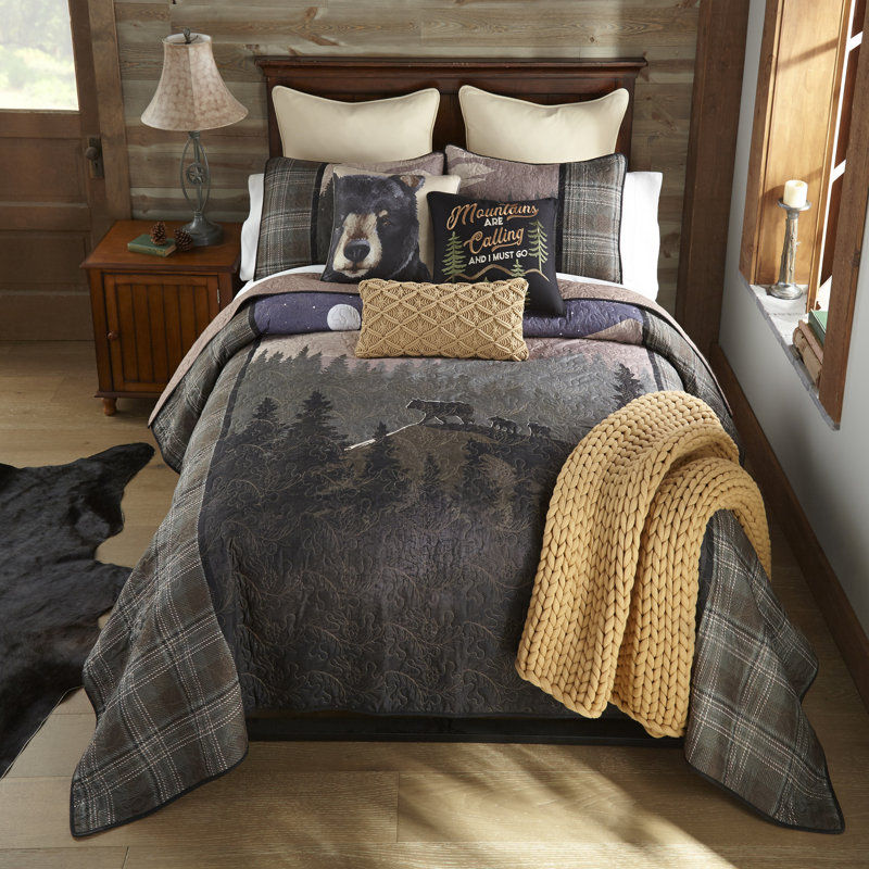 Mountain Moon Quilted Quilt, King Quilt + 2 King Shams