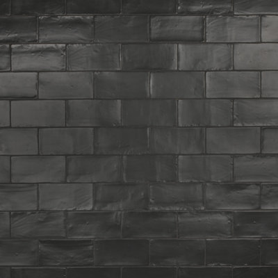 Chester Series 3" x 6" Ceramic Subway Wall Tile in Black