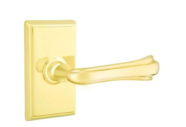 Mortaise intérieure Emtek avec rosette rectangulaire et levier Wembley, Laiton poli, Gauche