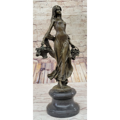 Figurine Percey Farmer Girl