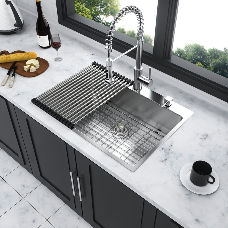 Évier de cuisine encastré de 25 po en acier inoxydable, calibre 16 et durable, extérieur résistant aux égratignures, système de drainage efficace, comprend un gabarit de grille de vaisselle stable, coins ronds R10, drainage facile à nettoyer, panier