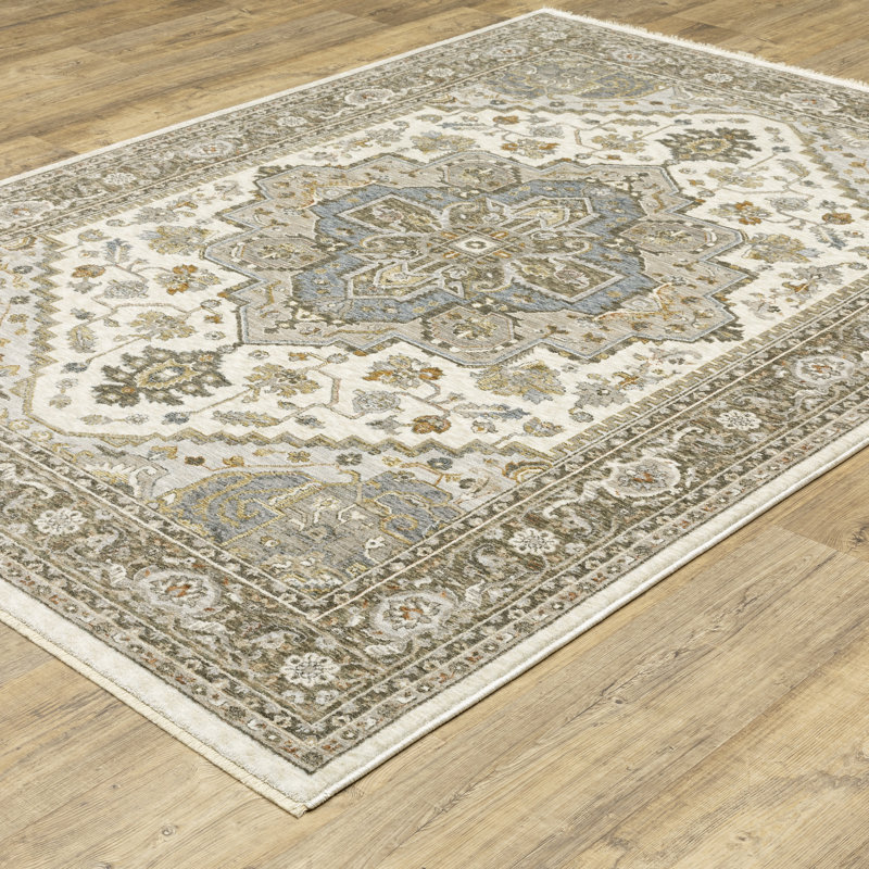 Relis Oriental Indoor Rug, Rectangle 3'3" x 5'