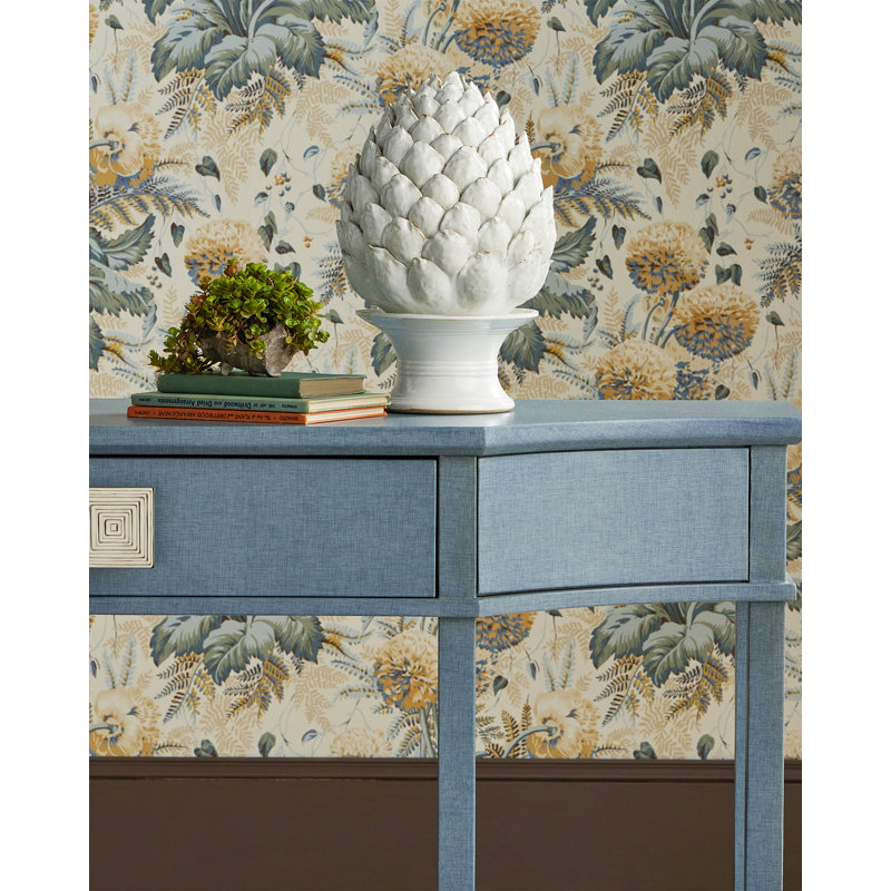 Figurines & Sculptures