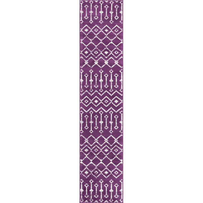 World Menagerie Geometric Indoor Rug, Runner 2' x 9'10"