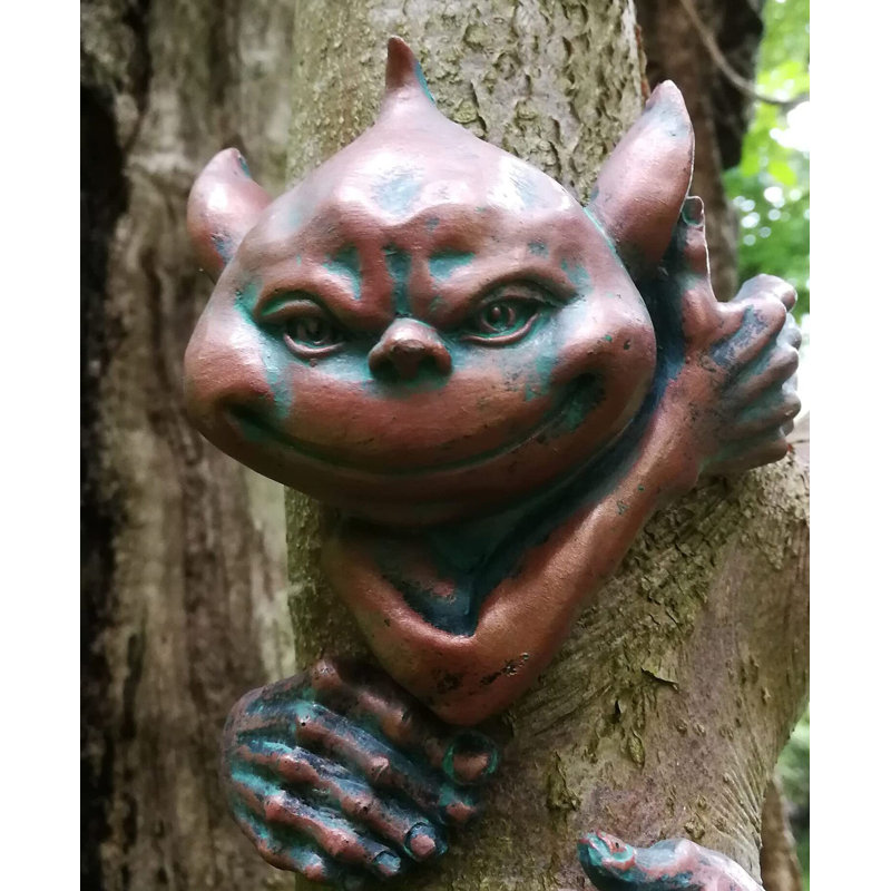 Bedard Plastic Garden Statue