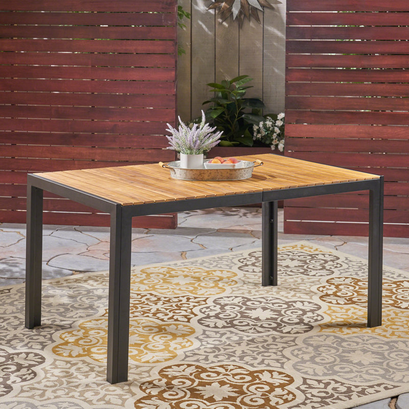Table de salle à manger à lattes de style contemporain pour l'extérieur