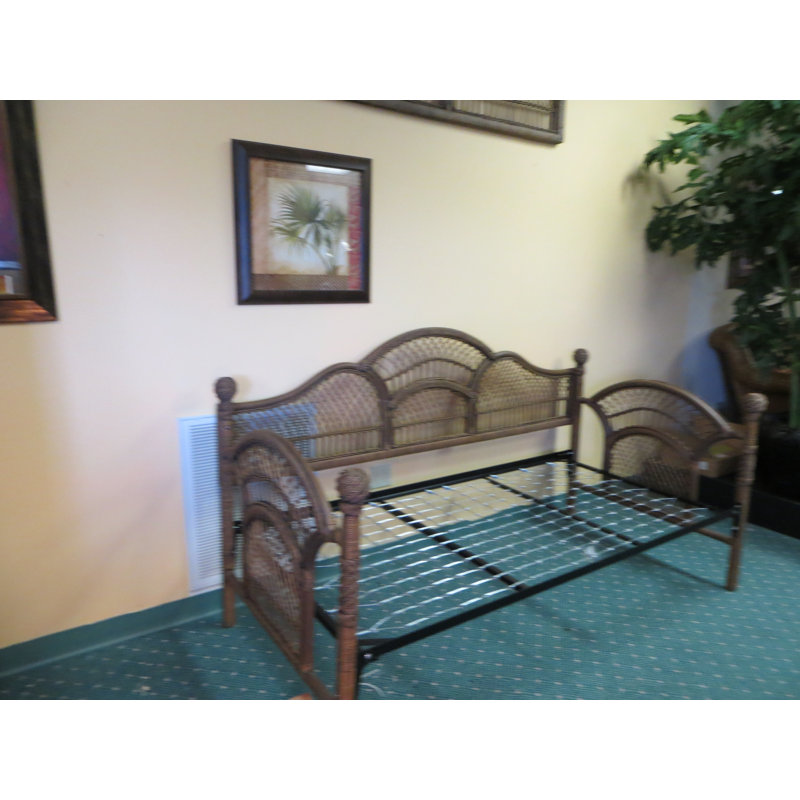 Wicker Daybed