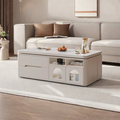 Table basse légère et luxueuse