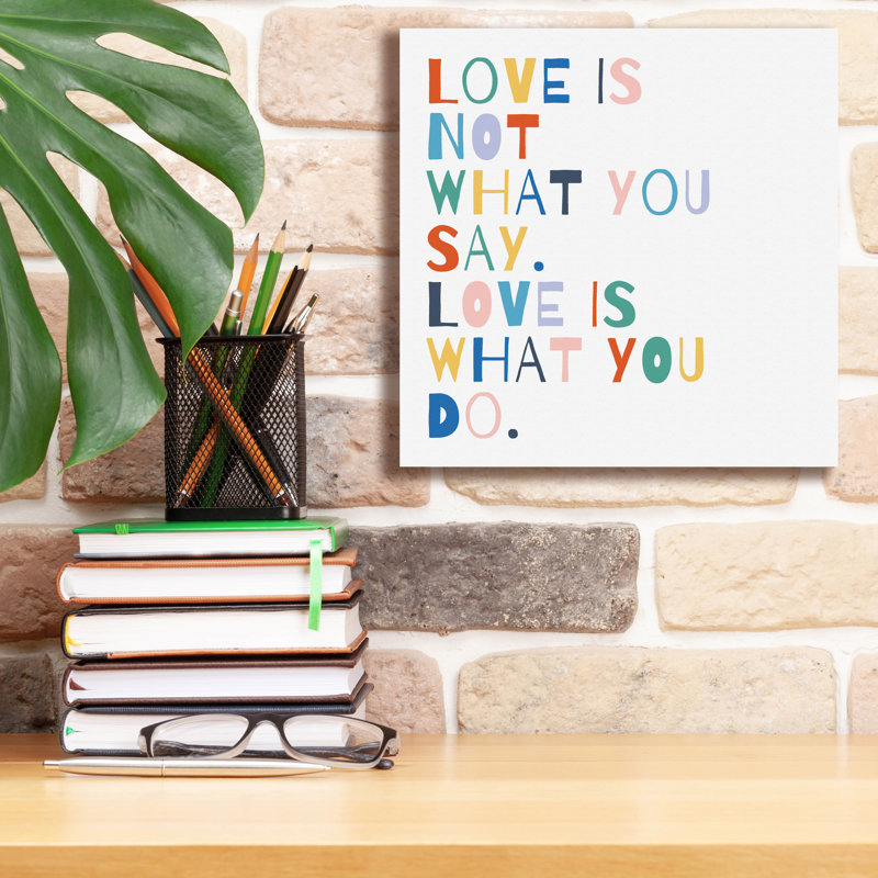 «Rainbow Words 1» par Moira Hershey, art mural sur toile, H 12 po x l 12 po x P 0,75 po