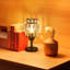 Lampe de table en métal Roben