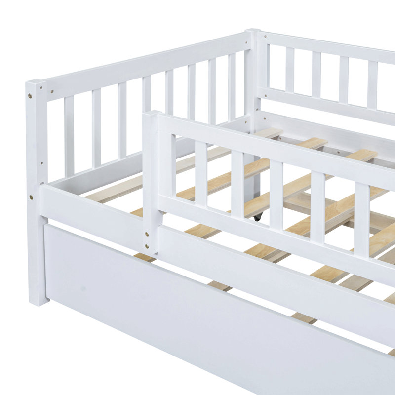 Wood Daybed With Trundle And Fence Guardrails, Twin, White
