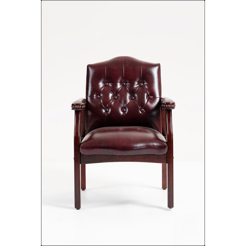 Chaises d'accueil ergonomiques en cuir avec siège et accoudoirs rembourrés, idéales pour un confort optimal dans les bureaux et les salles d'attente.