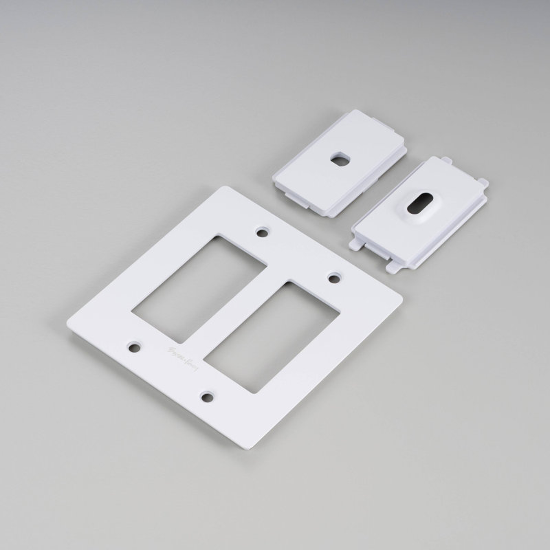 2G Plate / Logo, White