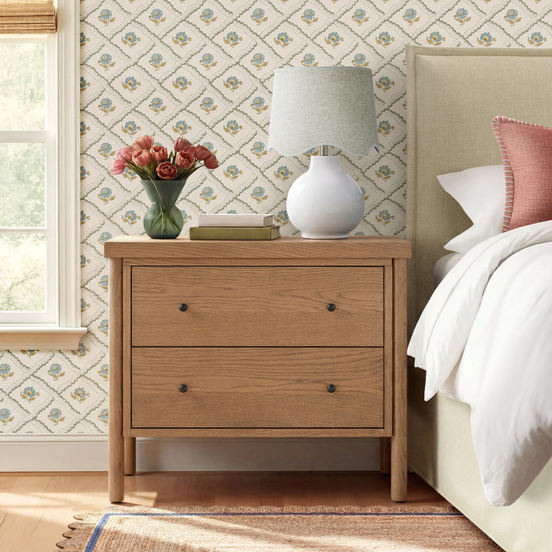 Linda 30'' W Solid Wood Nightstand, Brown
