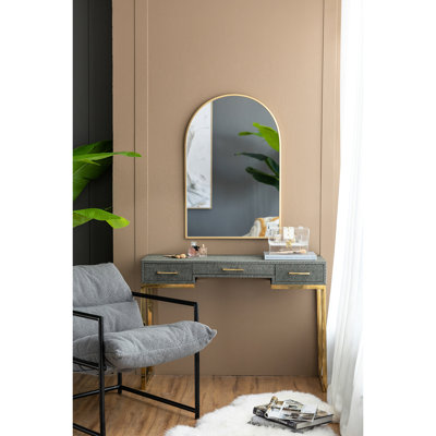 Miroir arqué 24 "x 36" avec cadre en métal doré - Embellissez votre chambre à coucher 24X36 Ajoutez une touche de luxe à la maison