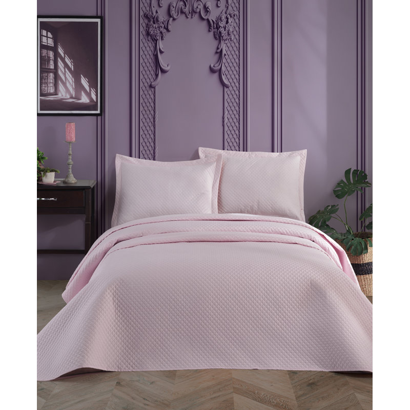 Hypoallergenic Microfiber Coverlet / Bedspread, King Bedspread, Pink