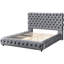 Lit luxueux très grand avec tête de lit et lit tapissier contemporain-338545811-338545837
