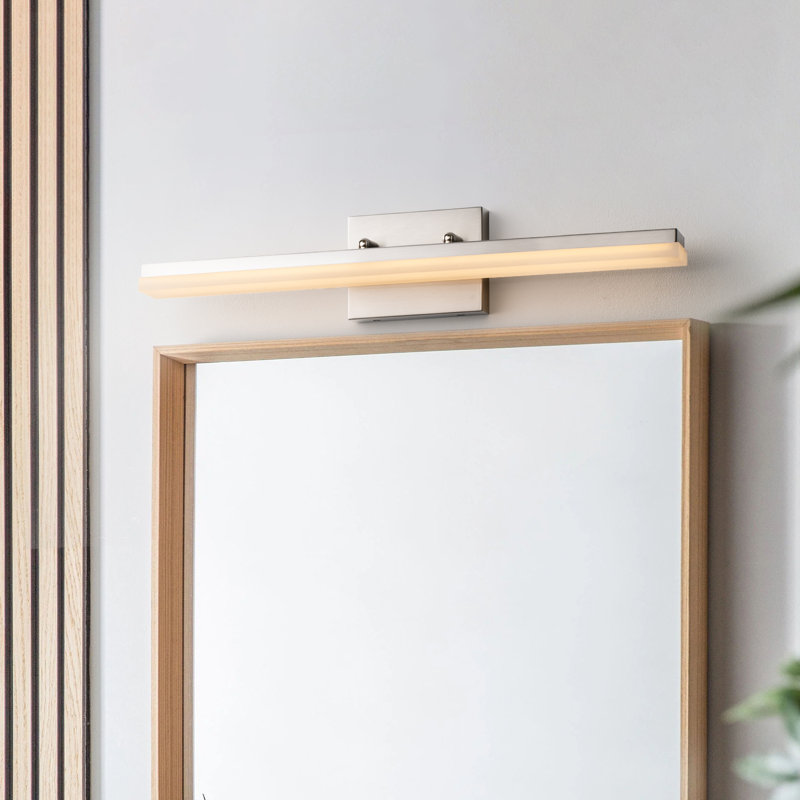 Éclairage à DEL à intensité variable pour meuble-lavabo 24 po