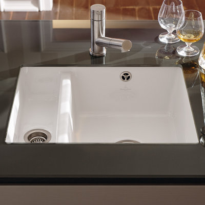 Subway XU 1.5 Bowl Undermount Kitchen Sink
