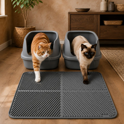 Tapis de litière en silicone gris de grande taille (30 x 23 pouces) avec construction imperméable, bord surélevé, surface de piégeage douce pour les pattes et conception facile à nettoyer.