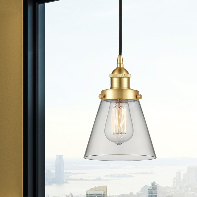 Mini-luminaire suspendu 1 lumière Cone, Clair, H 9,5 po x l 6,25 po x P 6,25 po, Or satiné