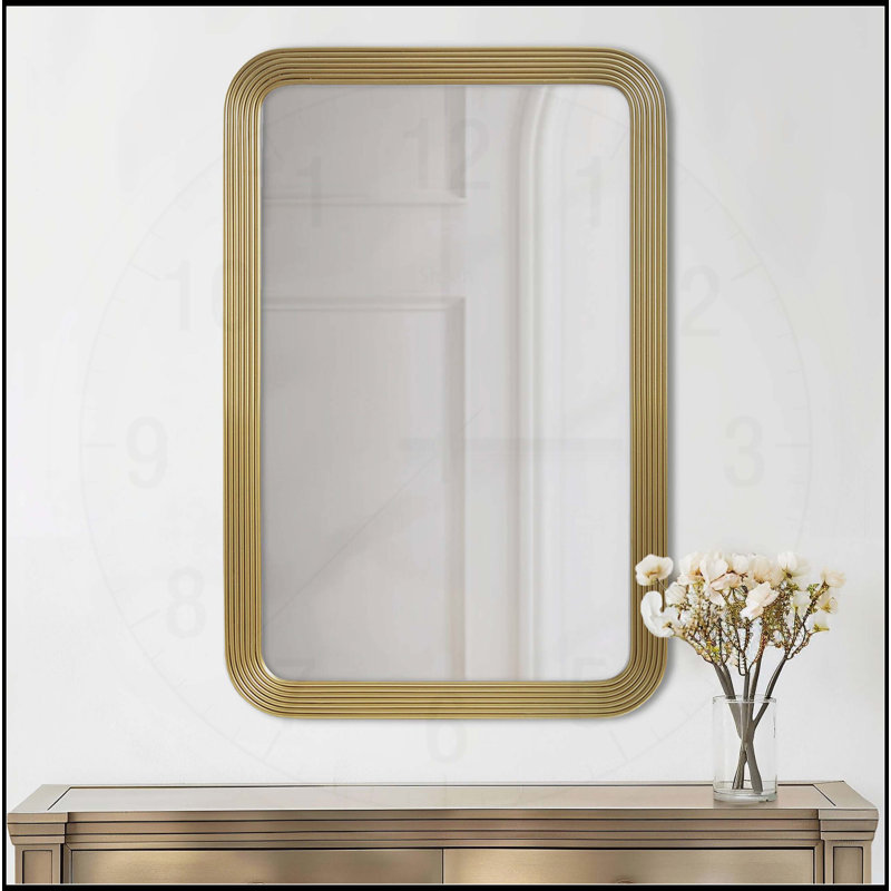 Élégant miroir mural rectangulaire à cannelures arrondies, une pièce de décoration superbe et fonctionnelle pour tout espace.
