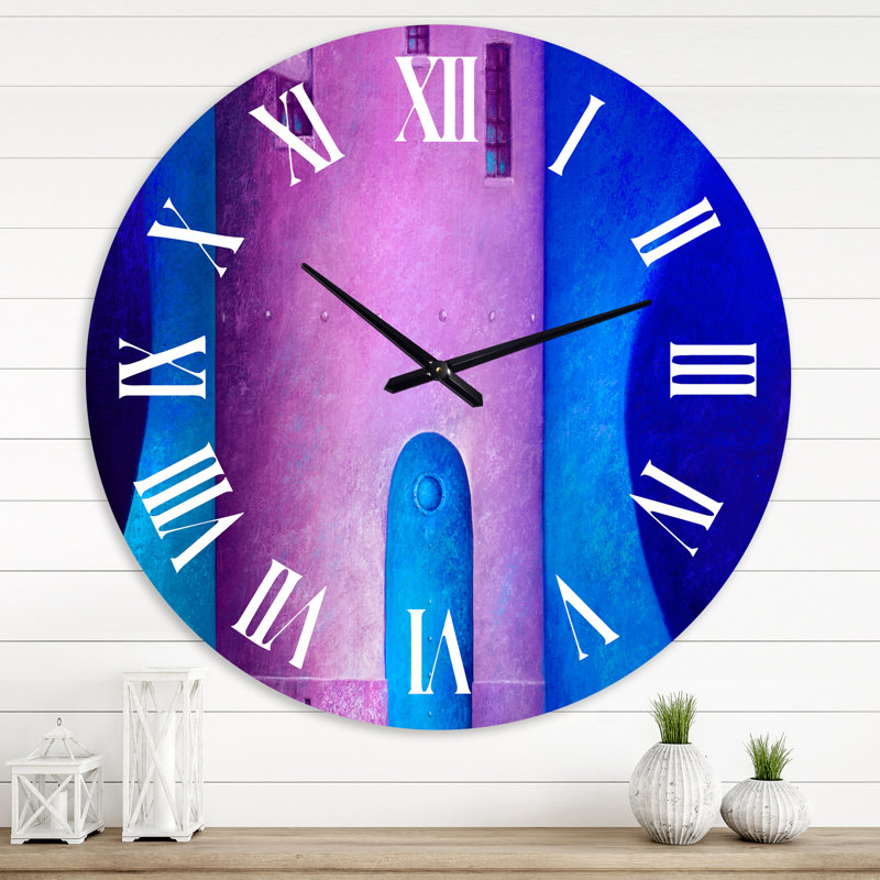 Porte bleue fantaisie dans une vieille tour mauve - horloge murale moderne, Grand