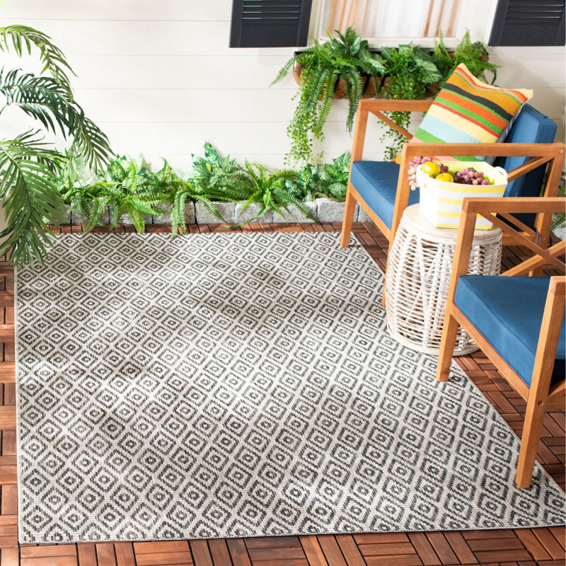 Arneshia Southwestern Navy Indoor/Outdoor Area Rug, Rectangle 5'3" x 7'7"