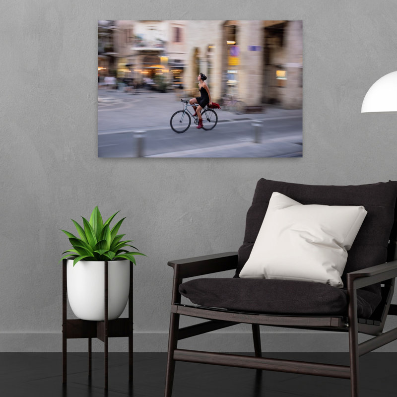 She's Like The Wind, architecture contemporaine, art mural, H 16 po x l 24 po, Noir / rouge / jaune