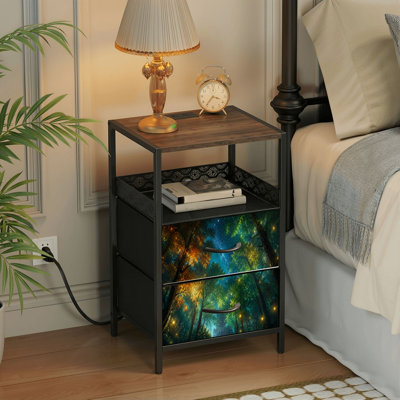 Table de chevet 2 tiroirs avec station de charge, table de chevet pour chambre à coucher avec ports USB, tablette ouverte noire, table de chevet avec auvent de forêt brillant, feuilles d'or, lumières de luciole, bleu sarcelle, impression de ciel nocturne