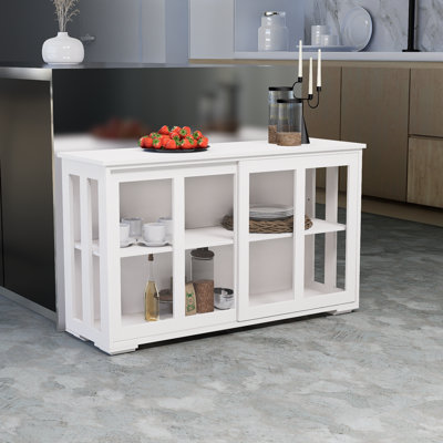 Armoires de cuisine noires avec portes en verre