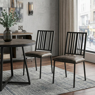 Ensemble de deux chaises d'appoint noires en similicuir