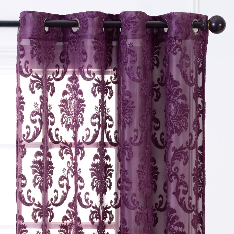 Ensemble de rideaux semi-transparents avec œillets Branca, L 52 po x L 84 po, Aubergine