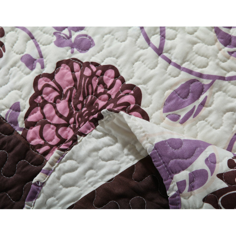 Glam Polyester Floral Quilt, Full Quilt + 2 Standard Shams