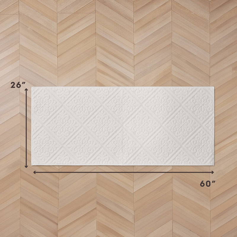 Austell Machine Woven Synthetic Area Rug in White, Runner 2'2" x 5'