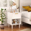 Table de chevet blanche moderne de 22,83 po de hauteur avec un tiroir et une tablette ouverte, or - poignée décorative, idéale pour la décoration de chambre à coucher