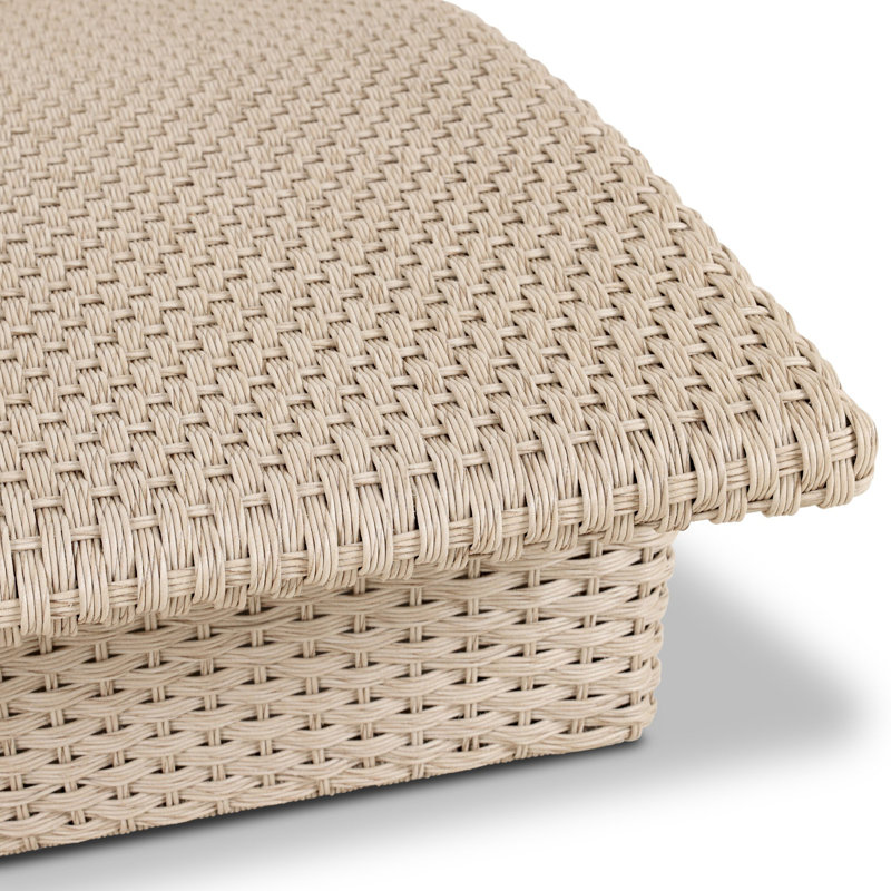 Quinta Outdoor Chaise Lounge