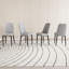 Tables de salle à manger extensibles de 47 à 63 po, équipées de 4 chaises de salle à manger rembourrées en tissu polyuréthane épais, d'une table de salle à manger, d'une table et d'une chaise élégantes et spacieuses, avec des pieds en métal noir-1908593509-1908593511