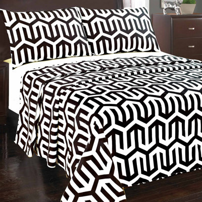 Sophisticated Condo Percale Geometric Flat Sheet